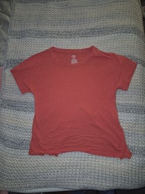 Athletic Works coral crewneck tee